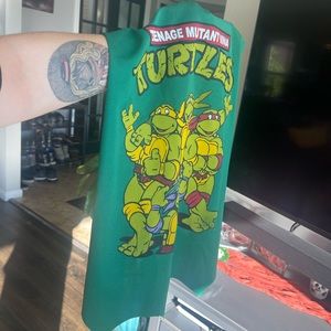 Teenage Mutant Ninja Turtle Leonard Blue Mask Cape and Mask Halloween Costume